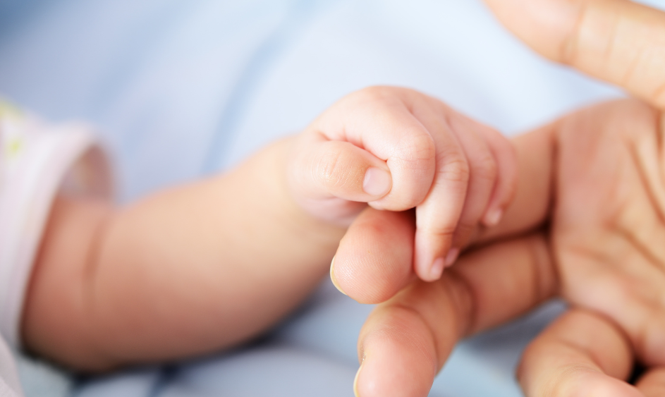 W naszym szpitalu wspieramy Cię podczas planowania i trwania ciąży, w czasie porodu oraz w pierwszych chwilach z dzieckiem. Zapewniamy opiekę oraz wsparcie lekarzy i położnych. W naszym szpitalu wspieramy Cię podczas planowania i trwania ciąży, w czasie porodu oraz w pierwszych chwilach z dzieckiem. Zapewniamy opiekę oraz wsparcie lekarzy i położnych.